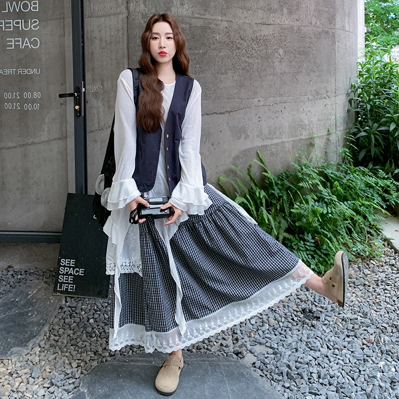 休闲马甲T恤格纹半身裙套装女2025气质新款超仙巨好看绝美三件套