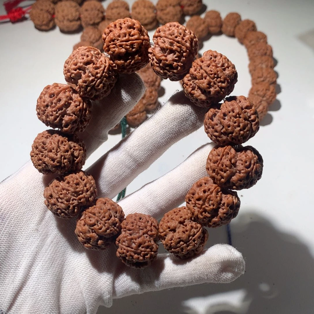 金刚菩提吊坠古龙梅花