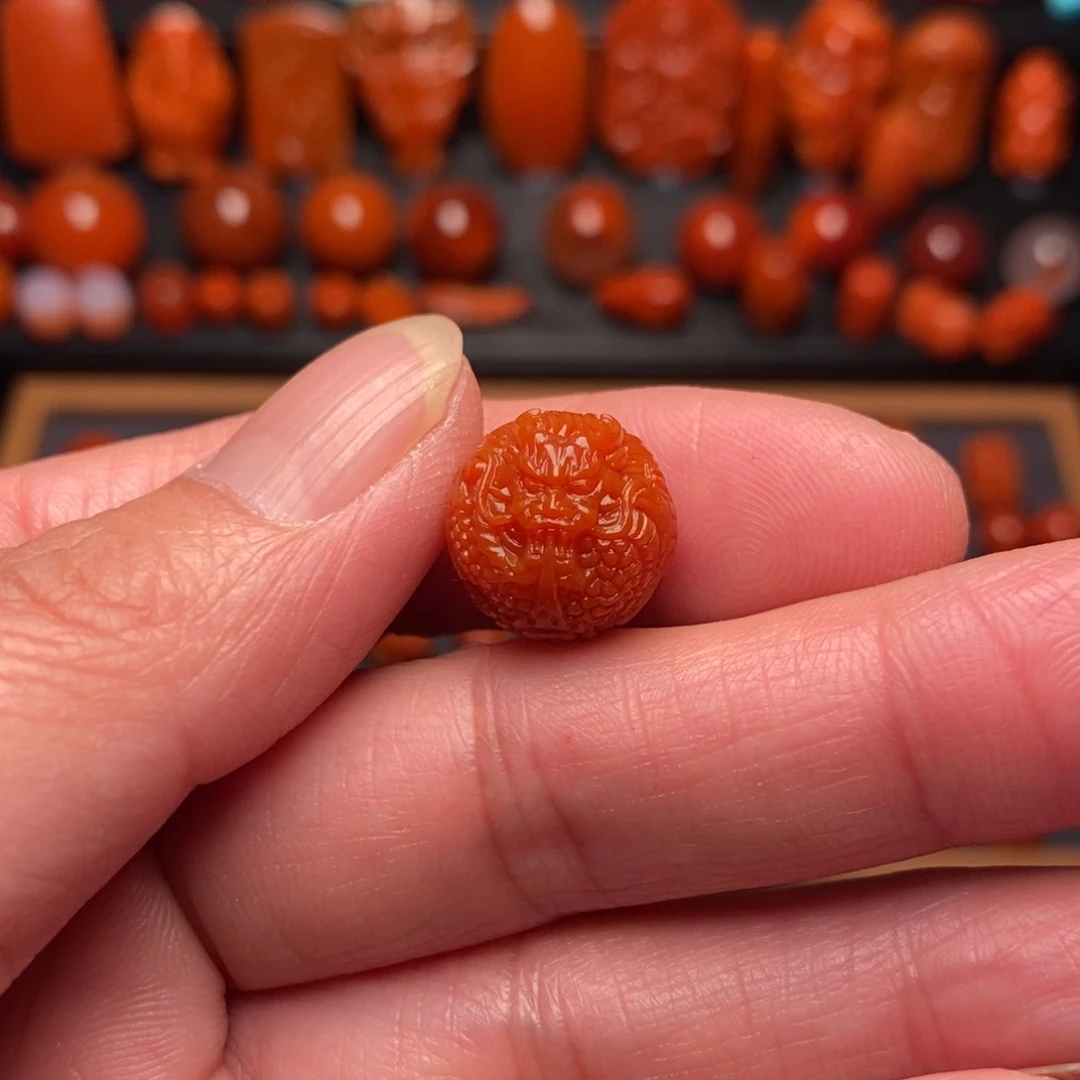 南红玛瑙精工珠未镶嵌恐****饭