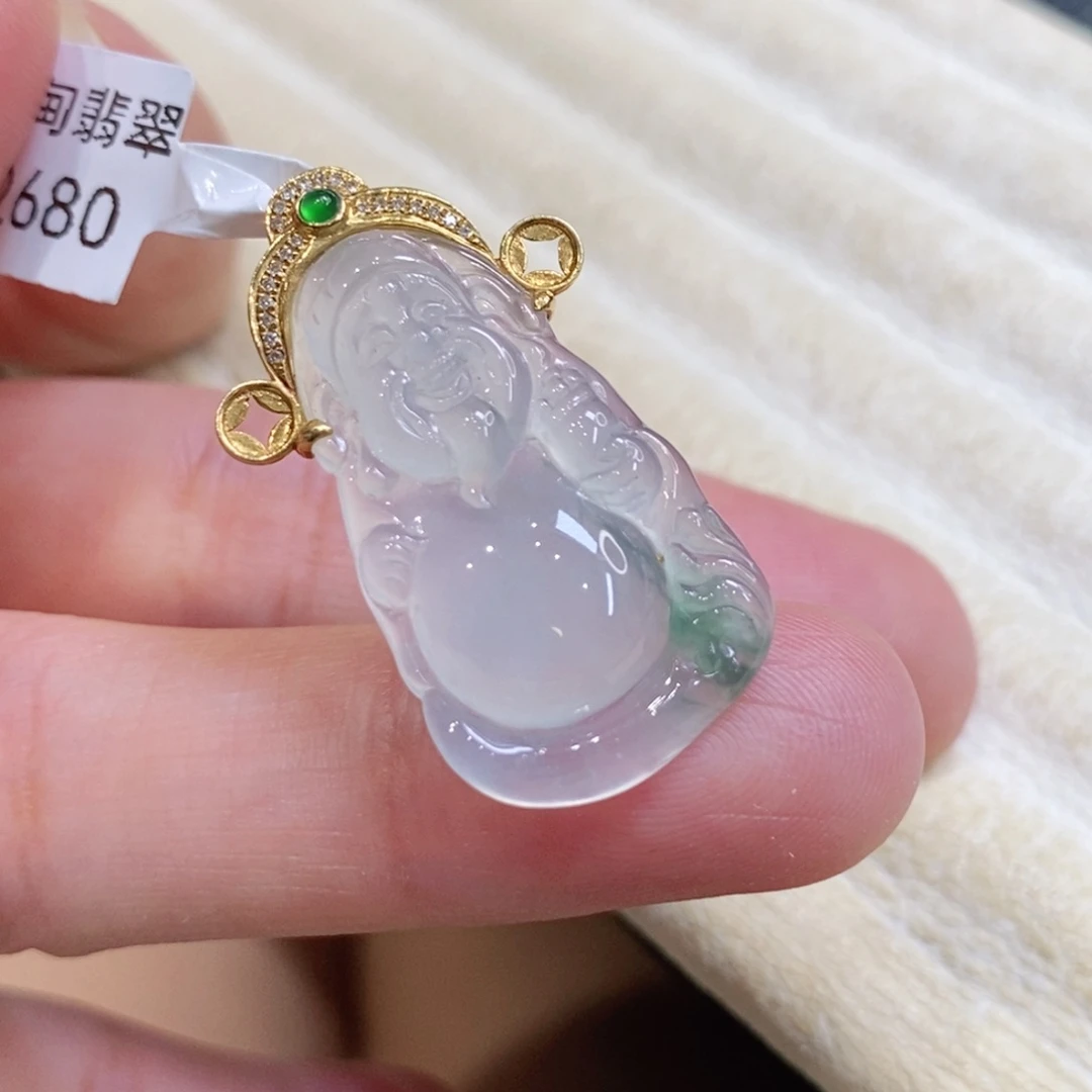 翡翠18K金镶嵌颈饰