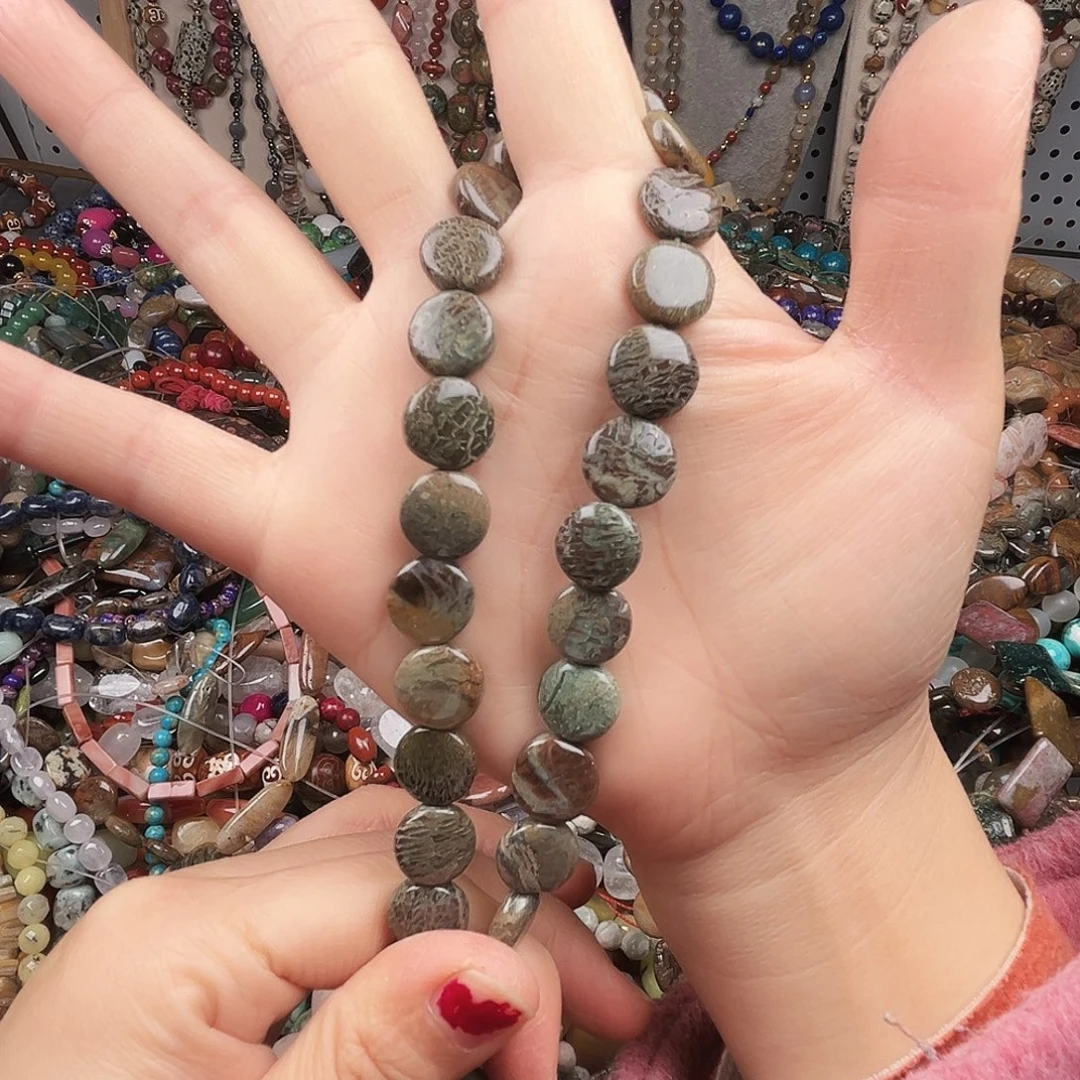 玛瑙/玉髓未镶嵌珠宝半成品蛇皮纹松