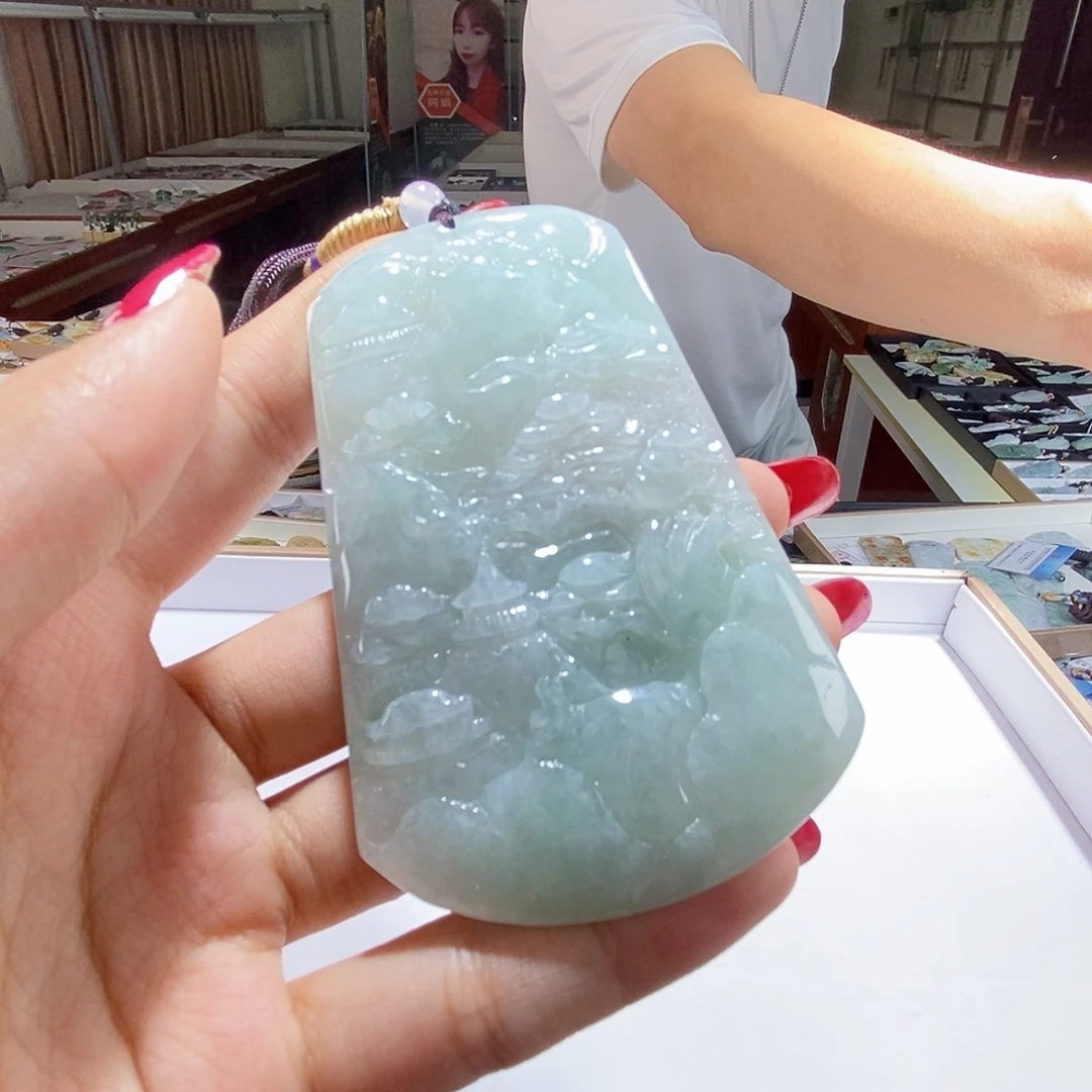 翡翠未镶嵌颈饰翡翠