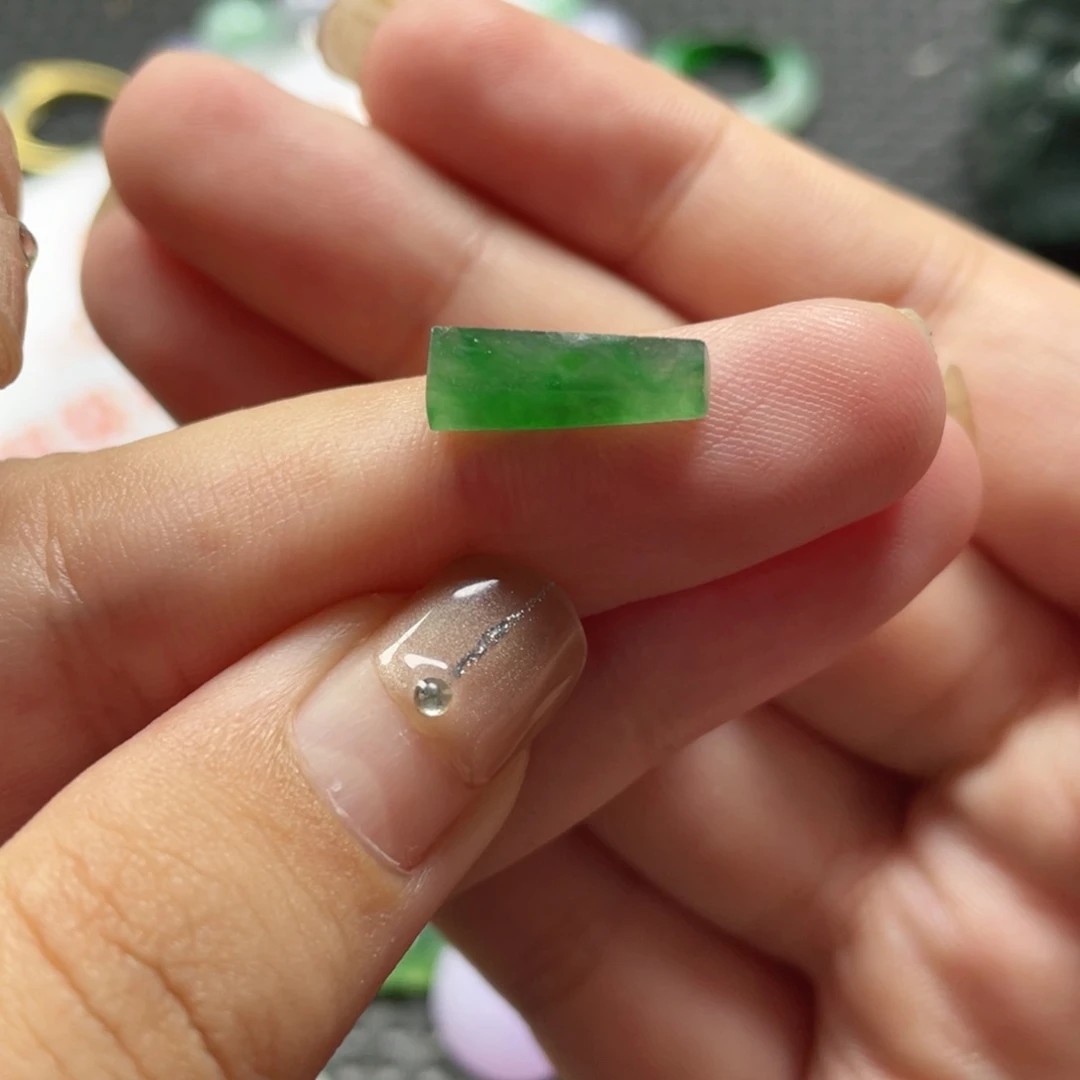 未镶嵌定制翡翠   翡翠