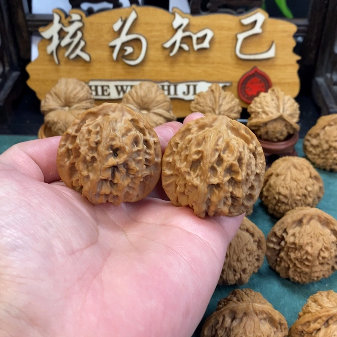 文玩核桃把件苹果园41
