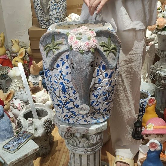 合成树脂氧化镁青花花大象一个