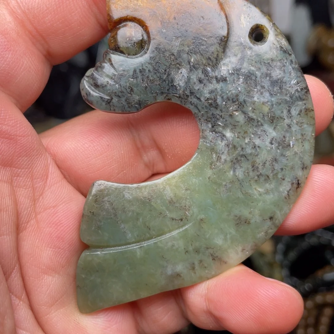 岫岩河磨玉（透闪石质玉）未镶嵌颈饰