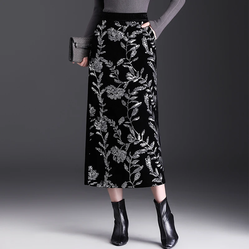 重工亮片丝绒半身裙女2025秋季新款高腰复古气质开叉包臀裙中长裙