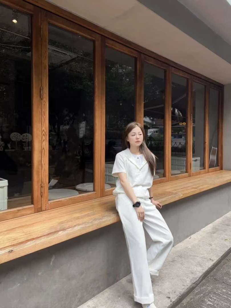 俪妍【LIVELY·YAN】25夏款 时尚休闲戴帽蕾丝衫