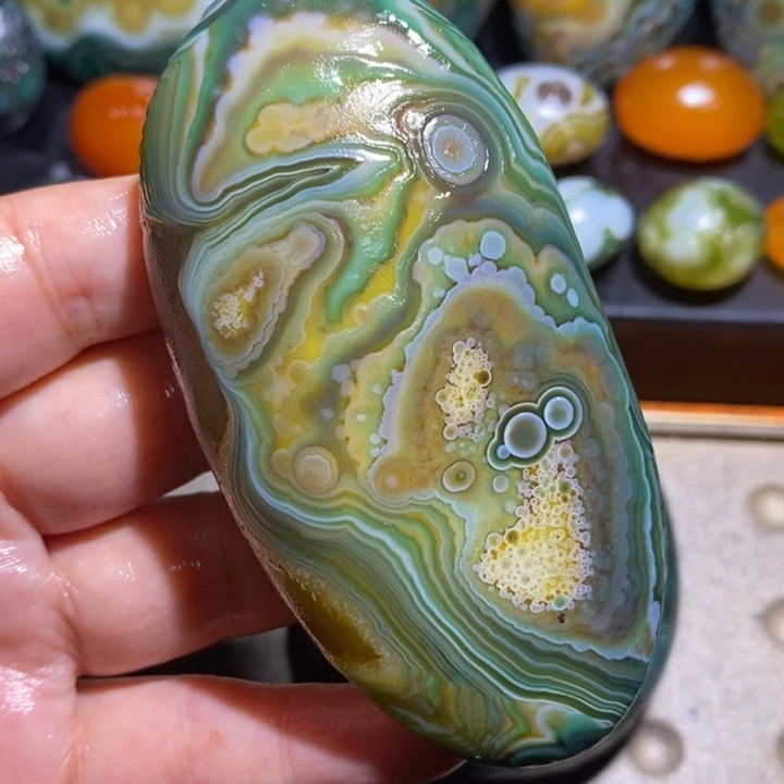 玛瑙/玉髓未镶嵌珠宝半成品
