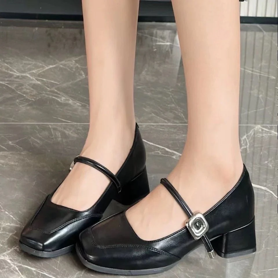 6578-002新款法式仙女单鞋女粗跟玛丽珍方头深复古套脚浅口猪皮