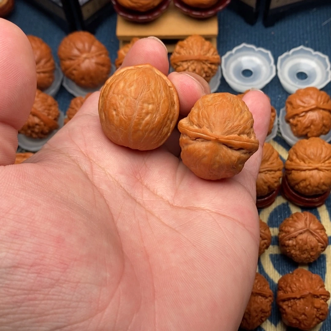 呱***哇把件文玩核桃大团圆