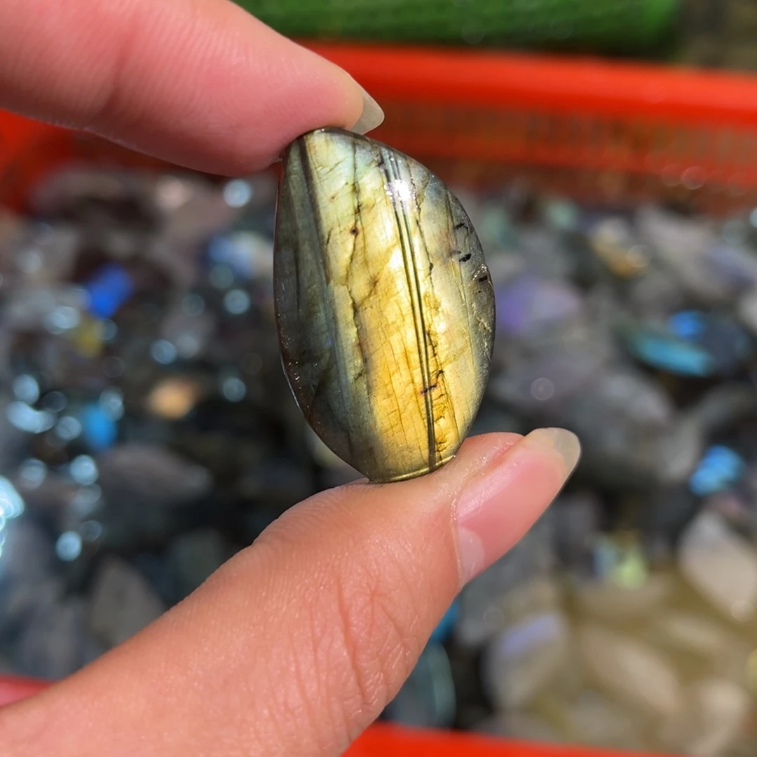 拉长石吊坠未镶嵌风****）