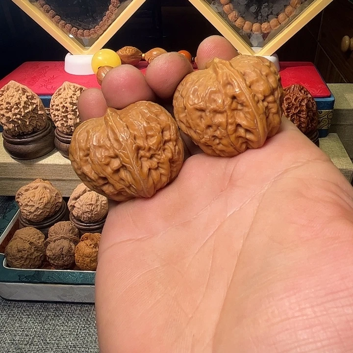 文玩核桃/全品元宝