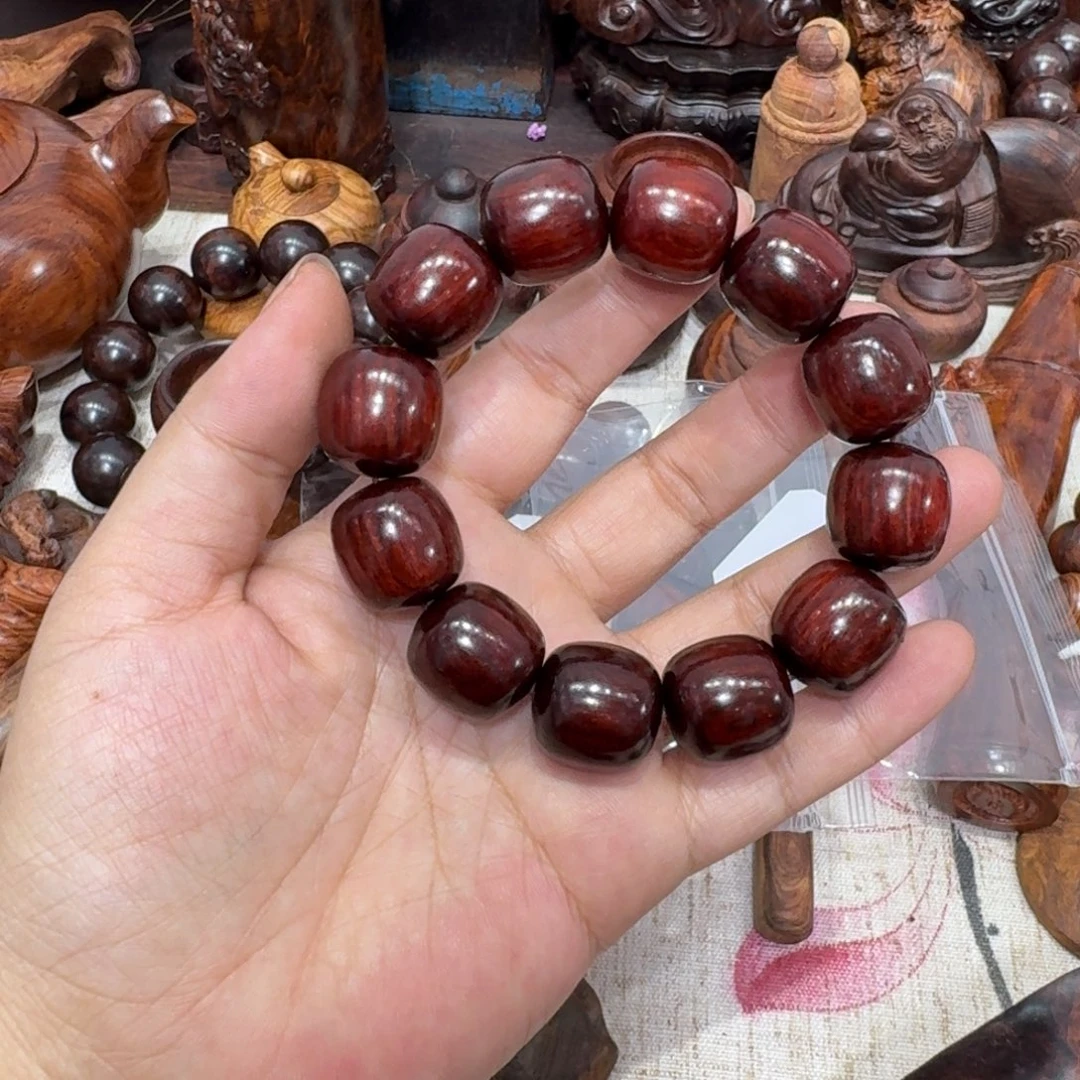 我***？有机玻璃小件物品的销售