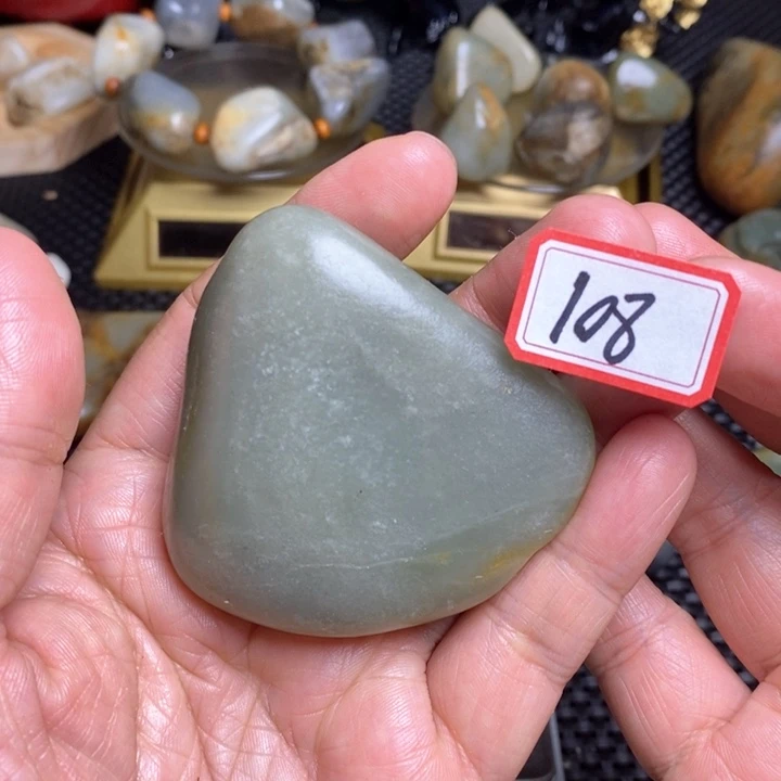 未镶嵌和田玉把件105