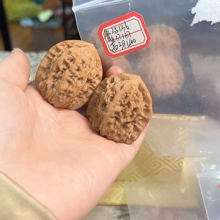 文玩核桃把件非嫁接马老四