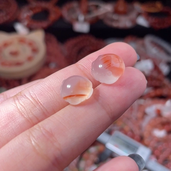 南红玛瑙未镶嵌面包蟹2421打孔备注