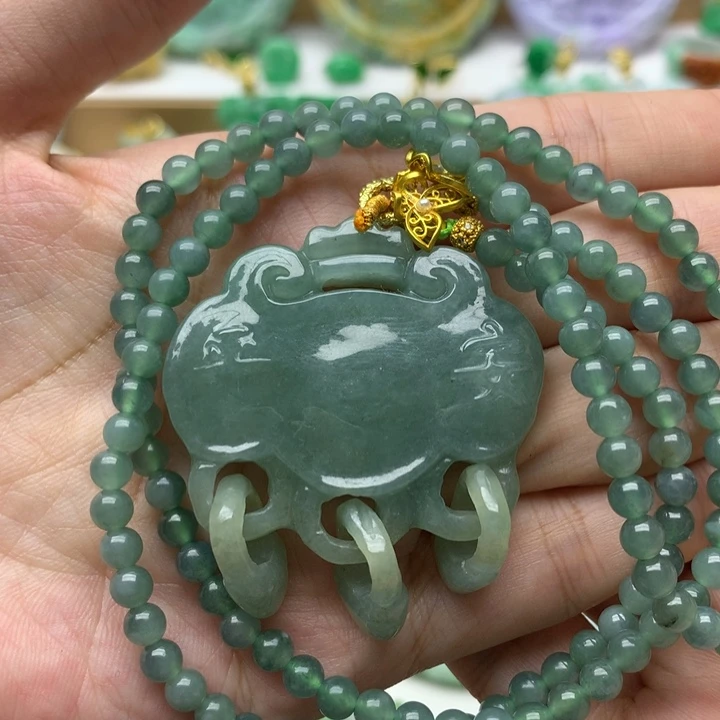 颈饰未镶嵌翡翠翡翠