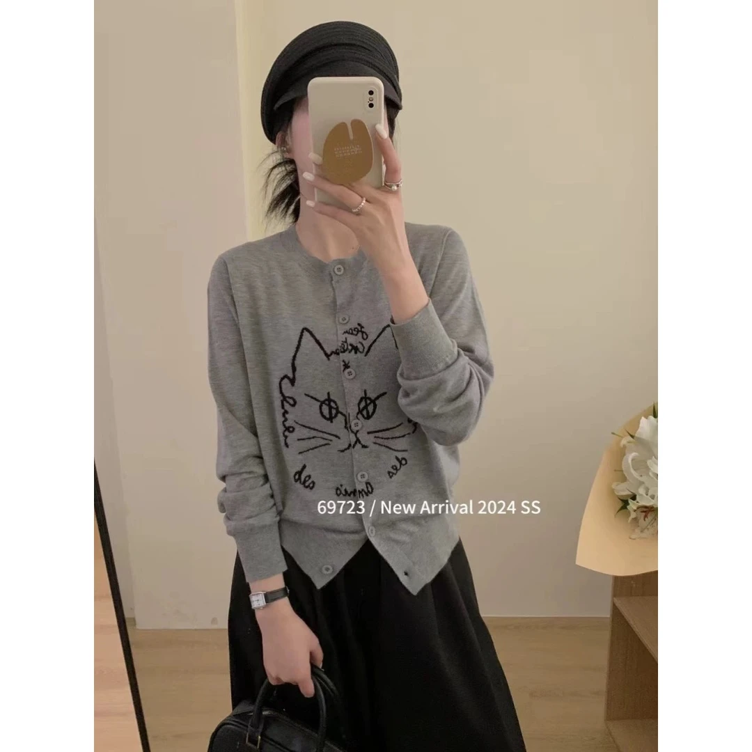 /灰色猫咪开衫/ 卡通猫咪提花单排扣针织软糯开衫 93065