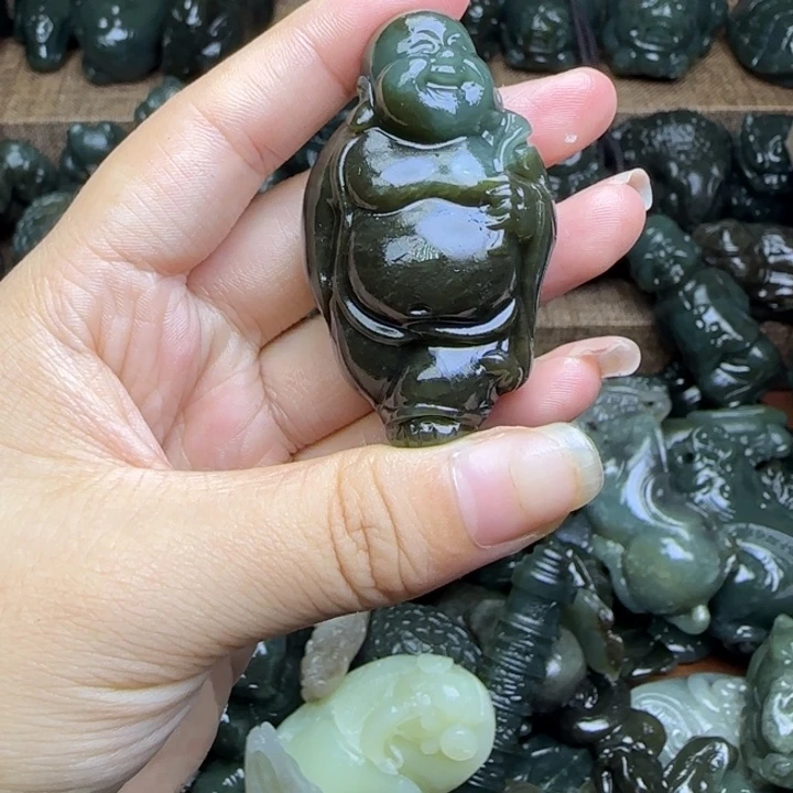 和田玉（糖玉）未镶嵌颈饰