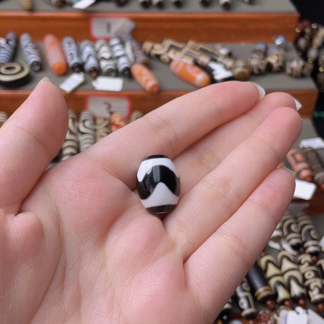 玛瑙/玉髓颈饰未镶嵌?***獸