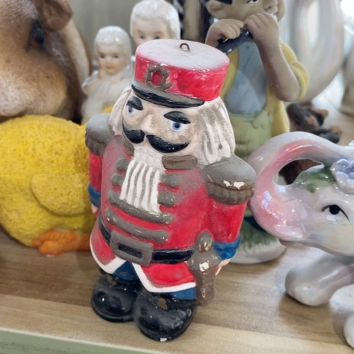 摆件?**?陶瓷树脂家居摆件