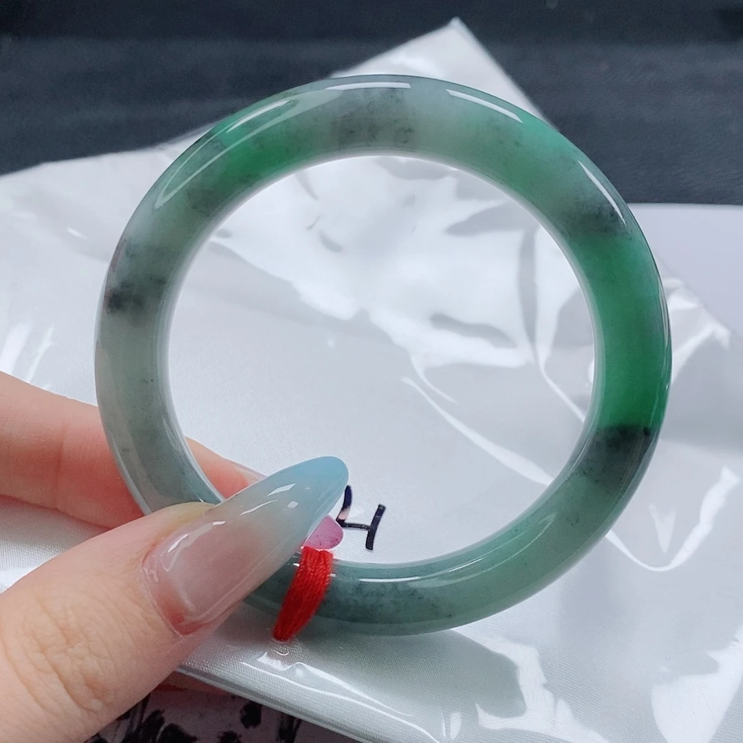 【闪购商品】未镶嵌手镯（圆镯）翡翠465号