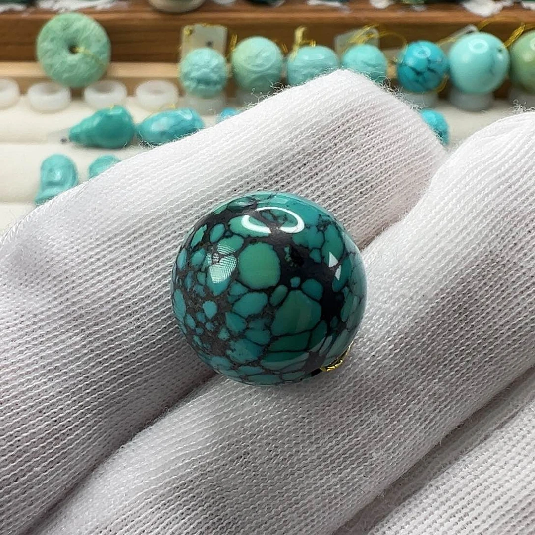 绿松石配饰未镶嵌