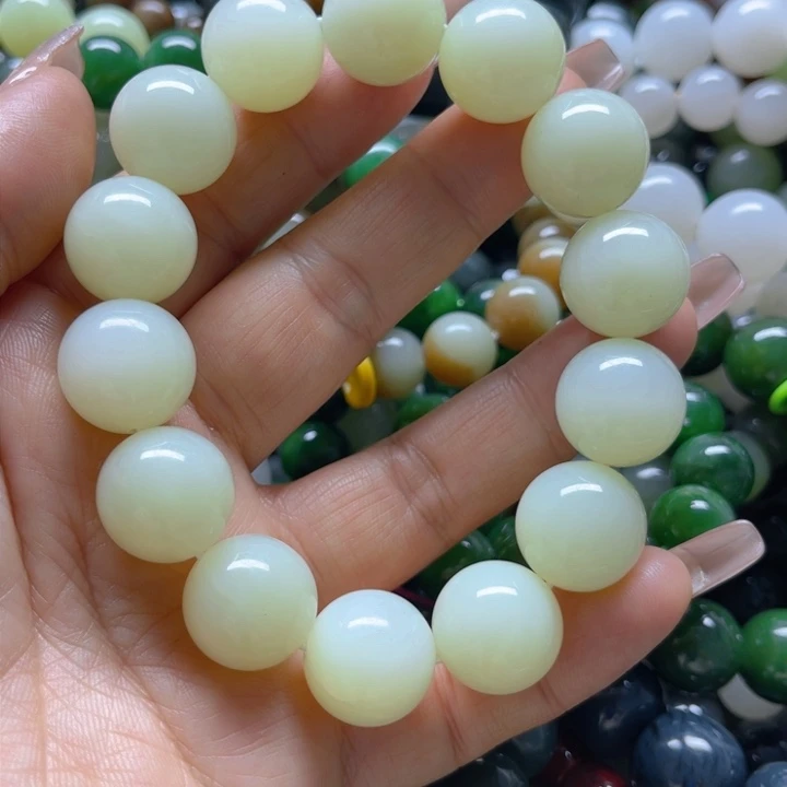 和田玉手链未镶嵌