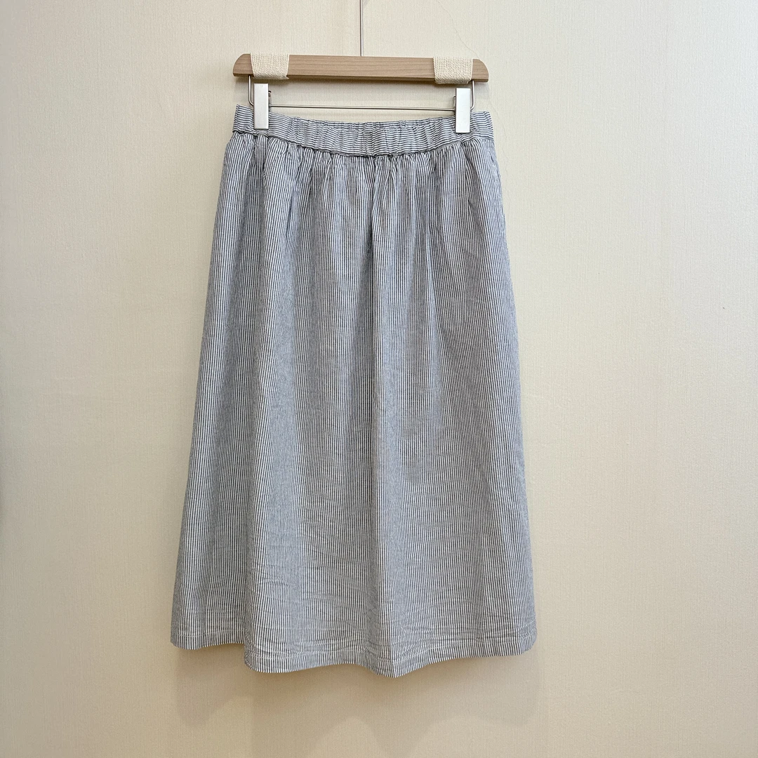 静奢气质条纹高腰宽松休闲显瘦半身裙女士春夏季新款时尚减龄伞裙