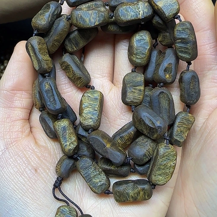 灬***灬沉香手串+沉水板头多圈35克加