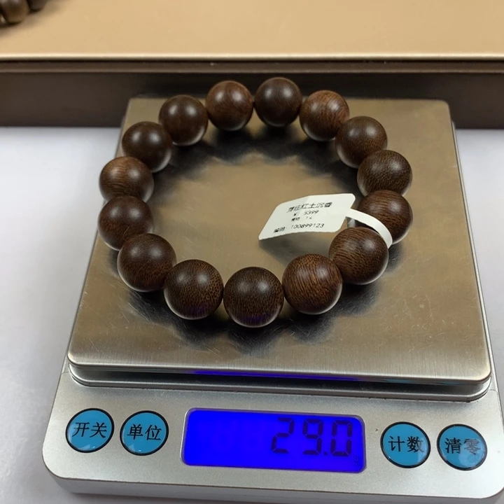 一***差沉香手串芽庄红土沉香