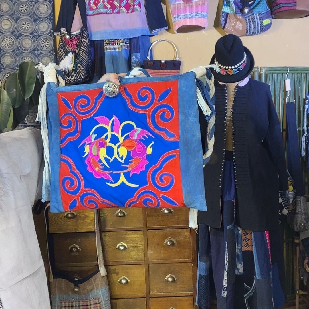 织绣手工制作包包