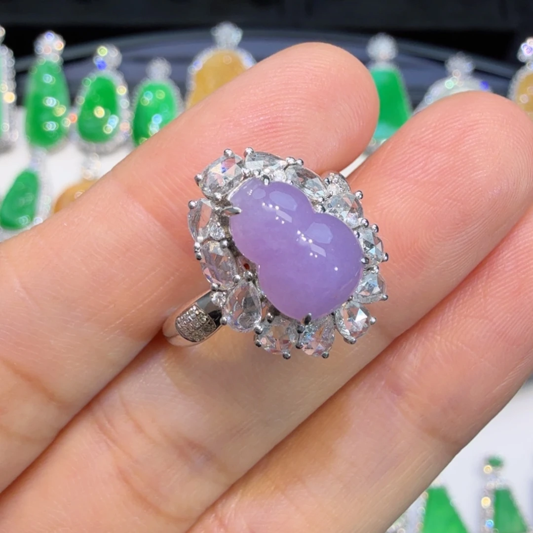 翡翠18K金镶嵌戒指收到货48小时鉴赏期