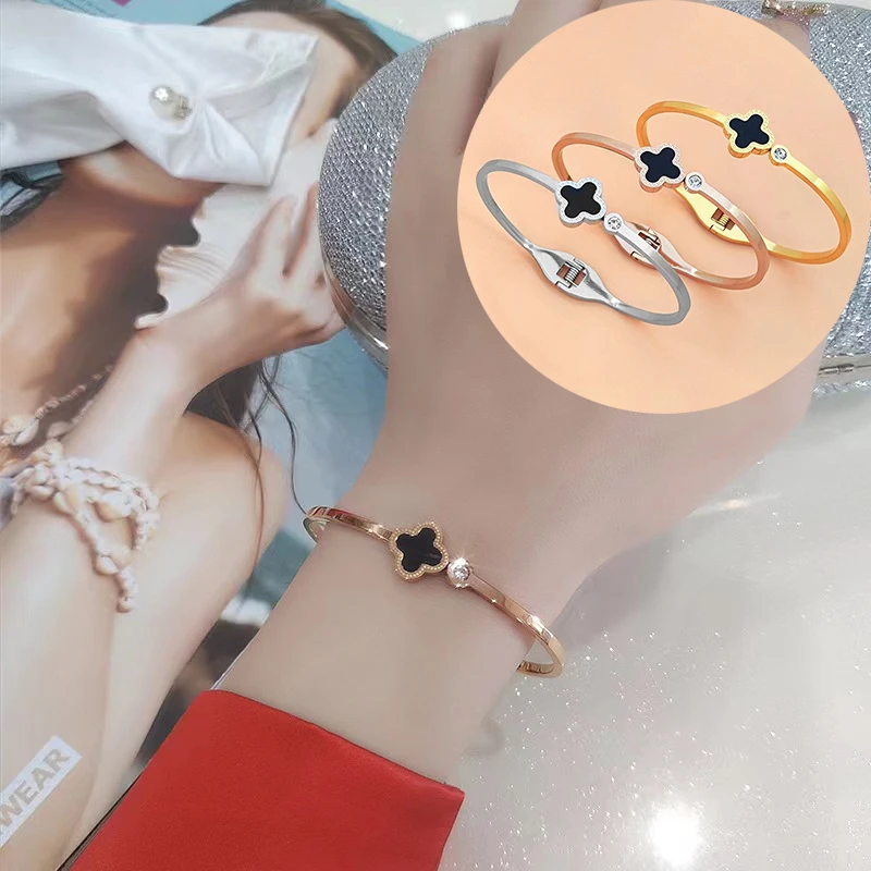 钛钢手镯 开口弹簧扣【四叶草】SZ003