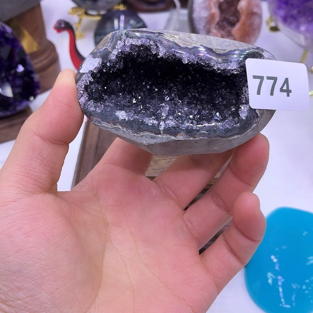水晶未镶嵌大型摆件（非配饰）