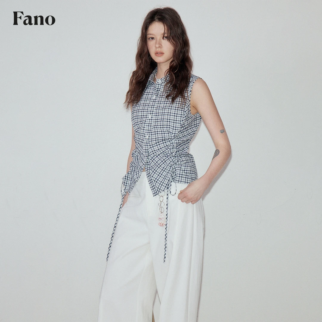 “清爽气泡水 盐系感穿搭”两侧抽褶无袖格纹上衣FX25S037推广
