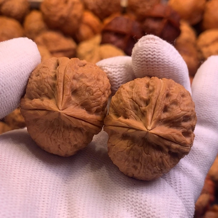 文玩核桃吊坠45哦哦哦哦