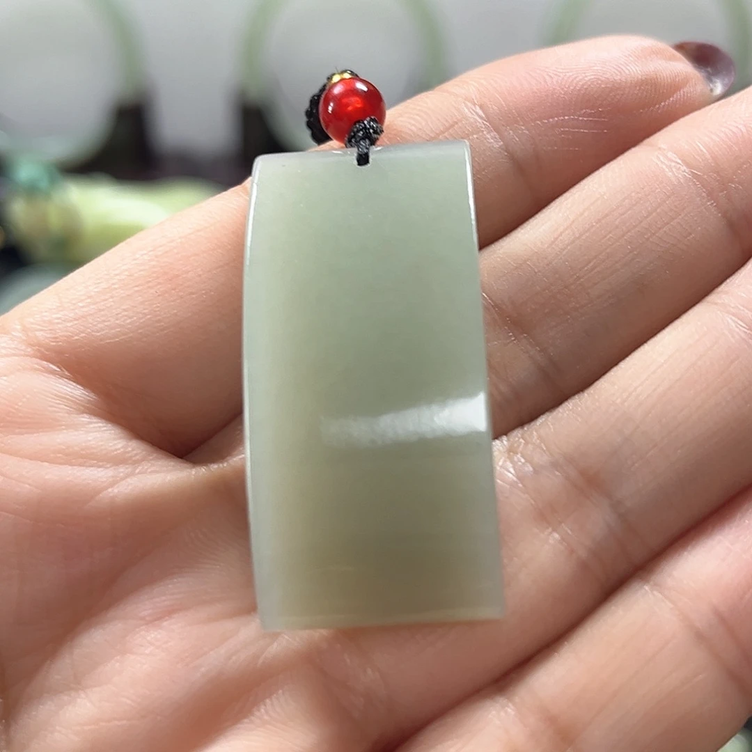 和田玉未镶嵌吊坠(不含链)