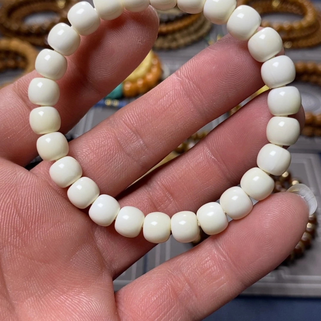 紫金鼠手串一***吖猪猪