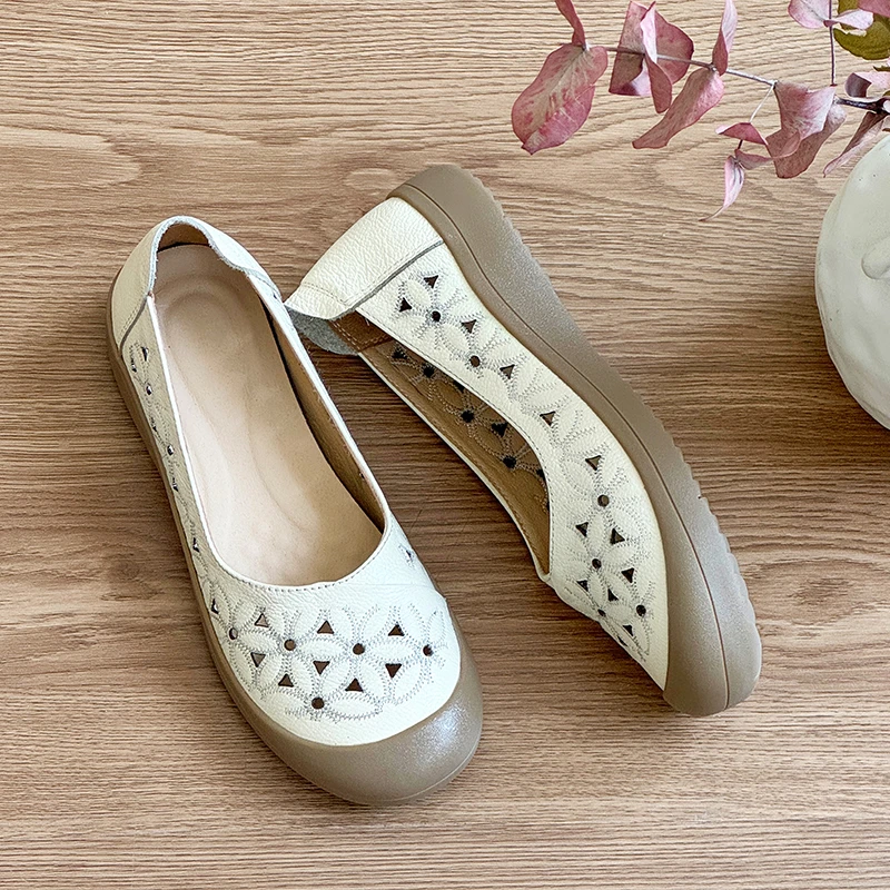平跟镂空舒适夏季女圆头洞洞鞋平底大码中老年包跟妈妈鞋6117