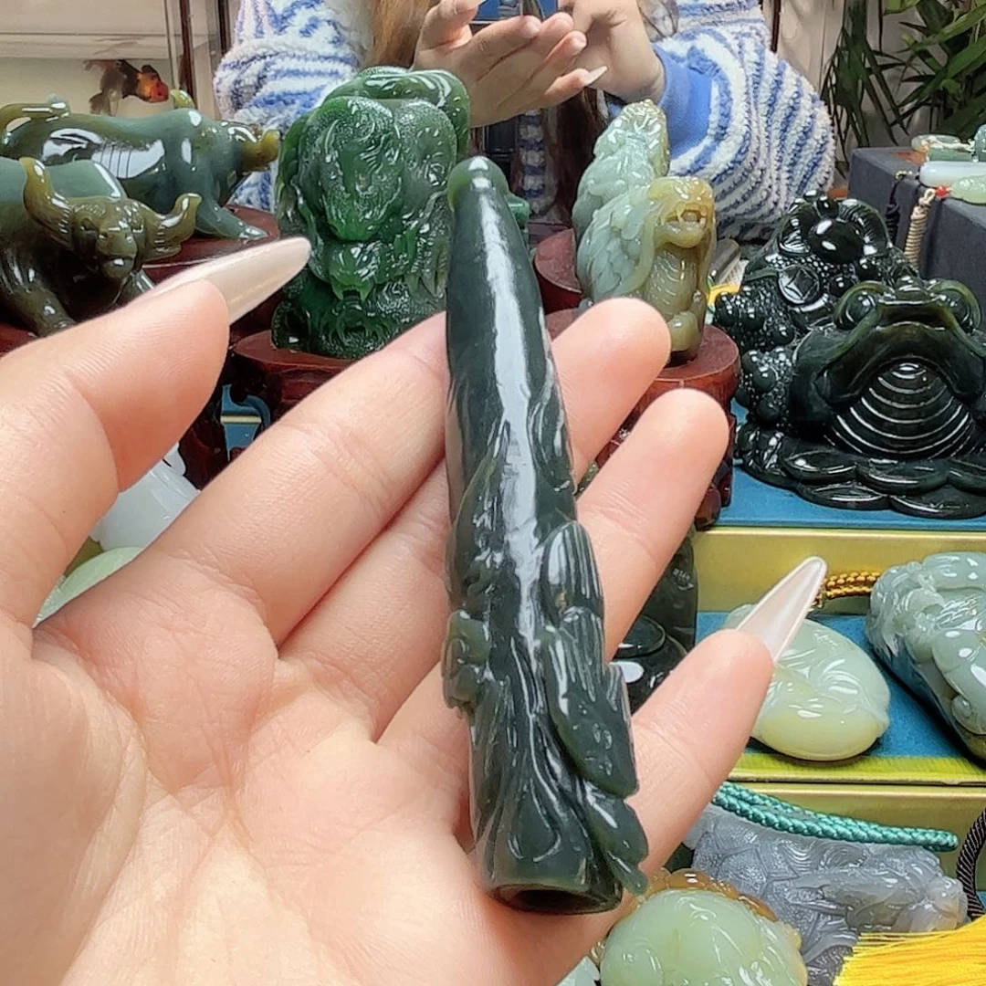 和田玉耳饰未镶嵌