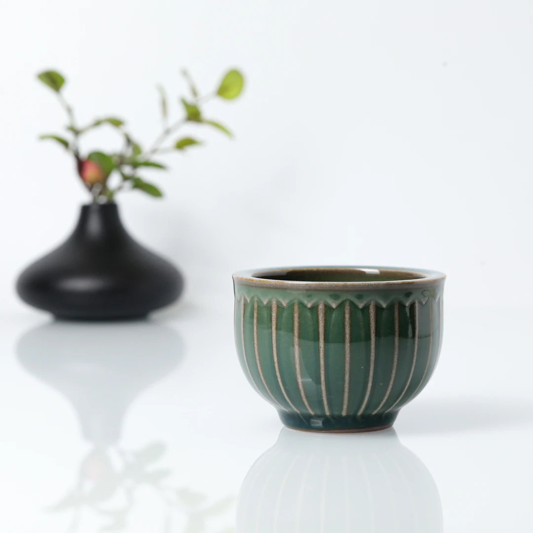 墨绿色莲花杯直径7.3高6cm，80ml 51240919-16