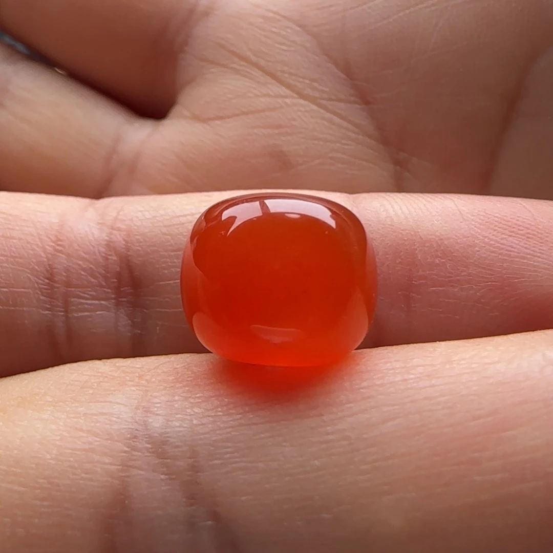 南红玛瑙未镶嵌老型12.2x10.4白马牙