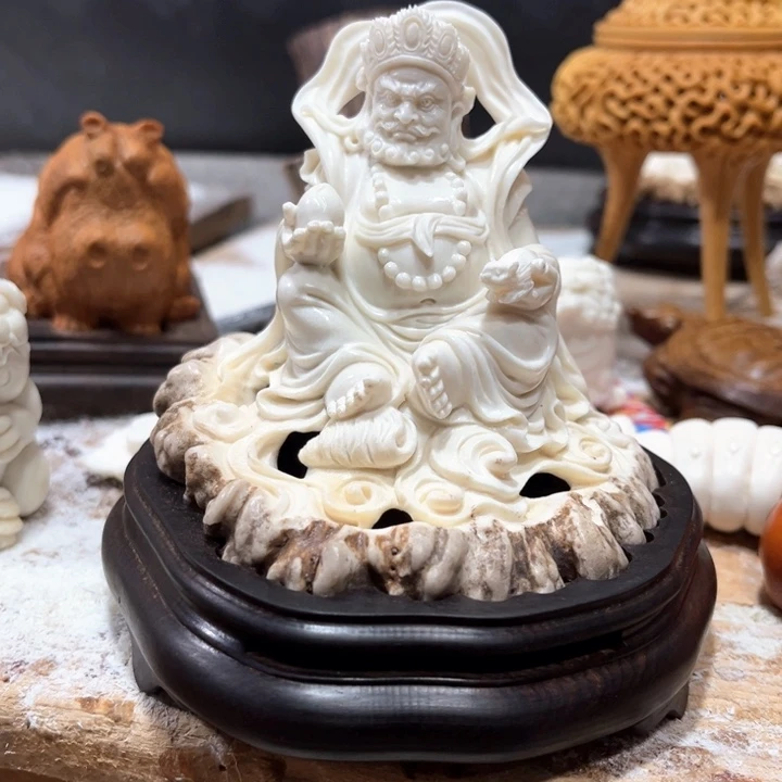 木b****o鹿角雕刻工艺香炉