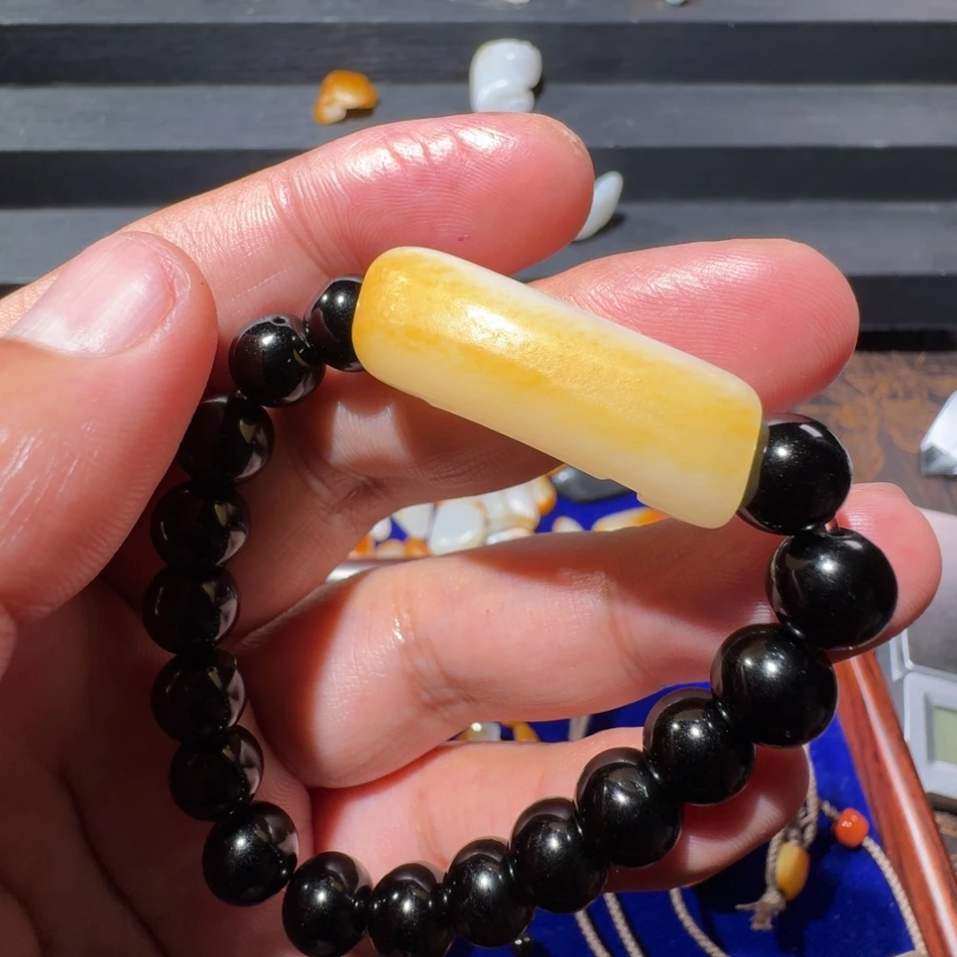 大***观和田玉未镶嵌挂件