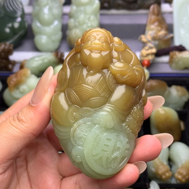 未镶嵌和田玉把件
