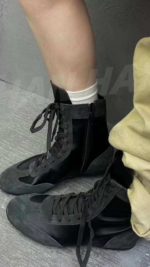 透气中筒休闲风女春秋短筒马丁靴百搭英伦风靴子