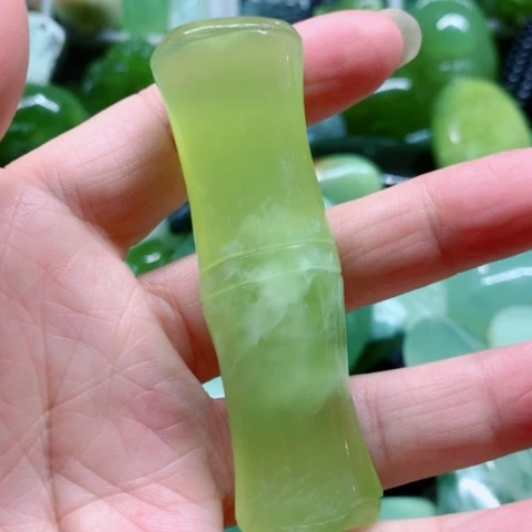蛇纹石玉未镶嵌手把件