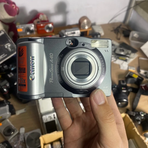 9新 Canon/佳能 9新a40拍照好看复古滤镜带内存卡需自备五号电池